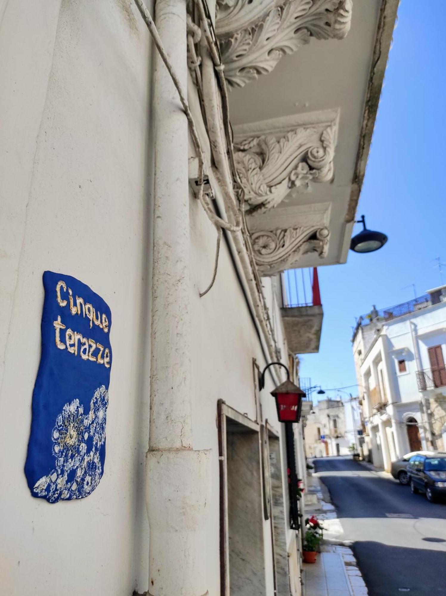 Cinque Terrazze: Freshly Renovated 2-Bedroom House Ceglie Messapica Luaran gambar